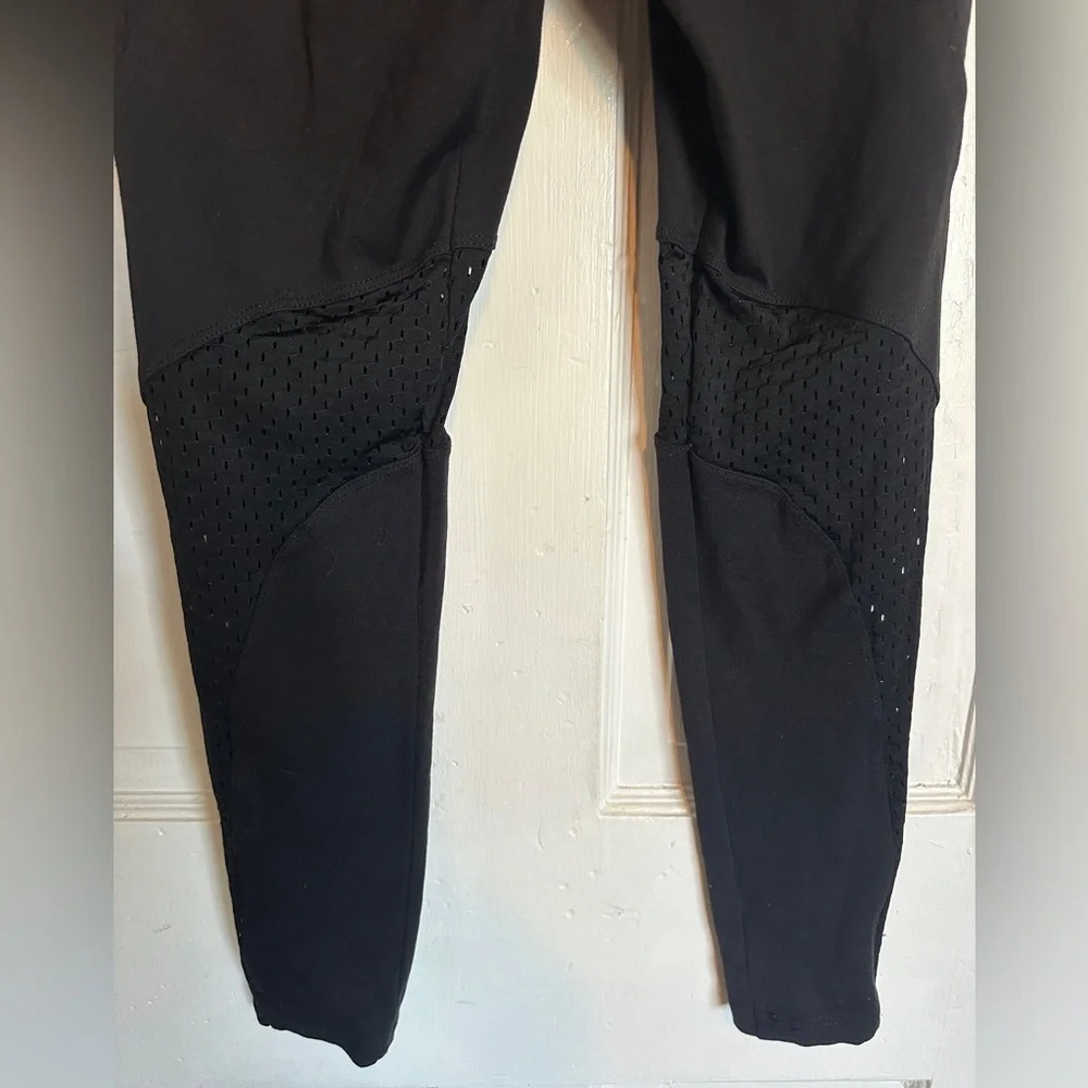 BootyQueen Sleek Black Mesh Leggings - Picture 7 of 12